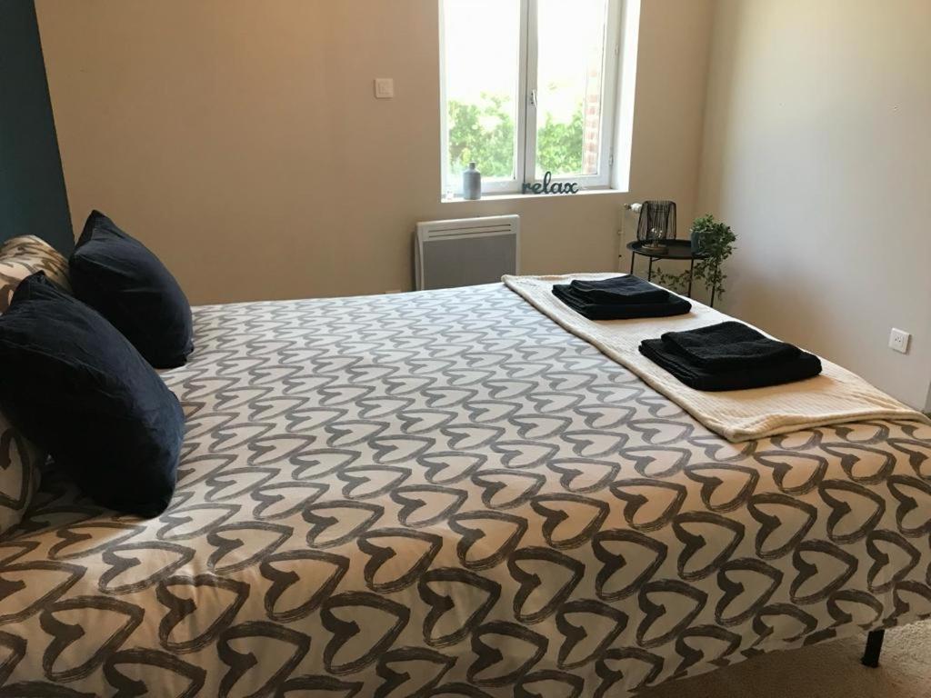PAUSE NATURE Chambre spacieuse avec salle de bain privative et entrée indépendante Sorbais Esterno foto